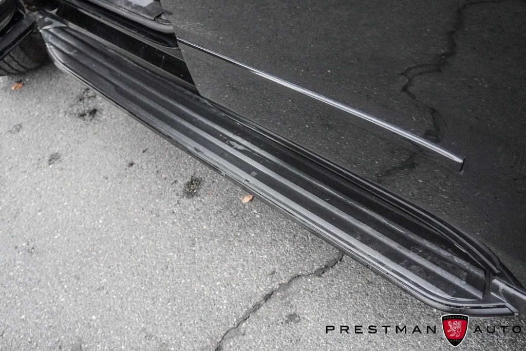 Used 2018 Chevrolet Tahoe Premier AWD/4WD image 11