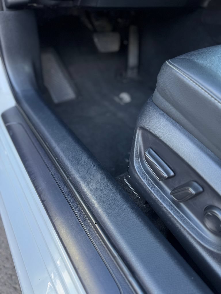 Used 2024 Toyota Camry XSE FWD image 11
