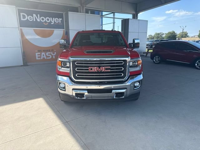 Used 2019 GMC Sierra 3500 SLT w/ Duramax Plus Package AWD/4WD image 2