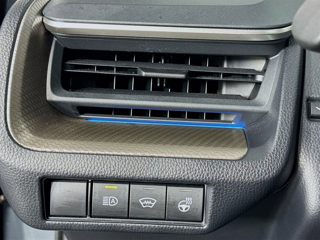 Used 2024 Toyota Prius Limited image 14