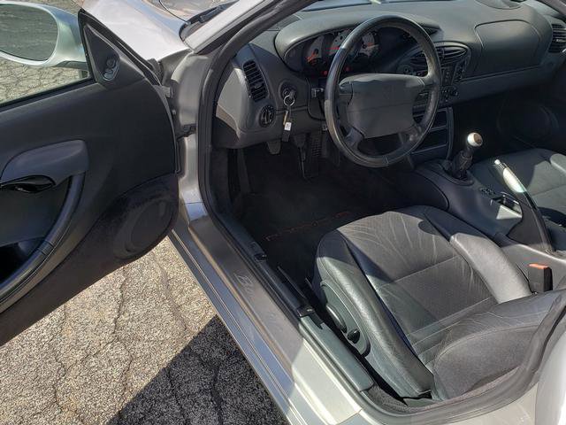 Used 1997 Porsche Boxster 2dr Roadster Manual image 10