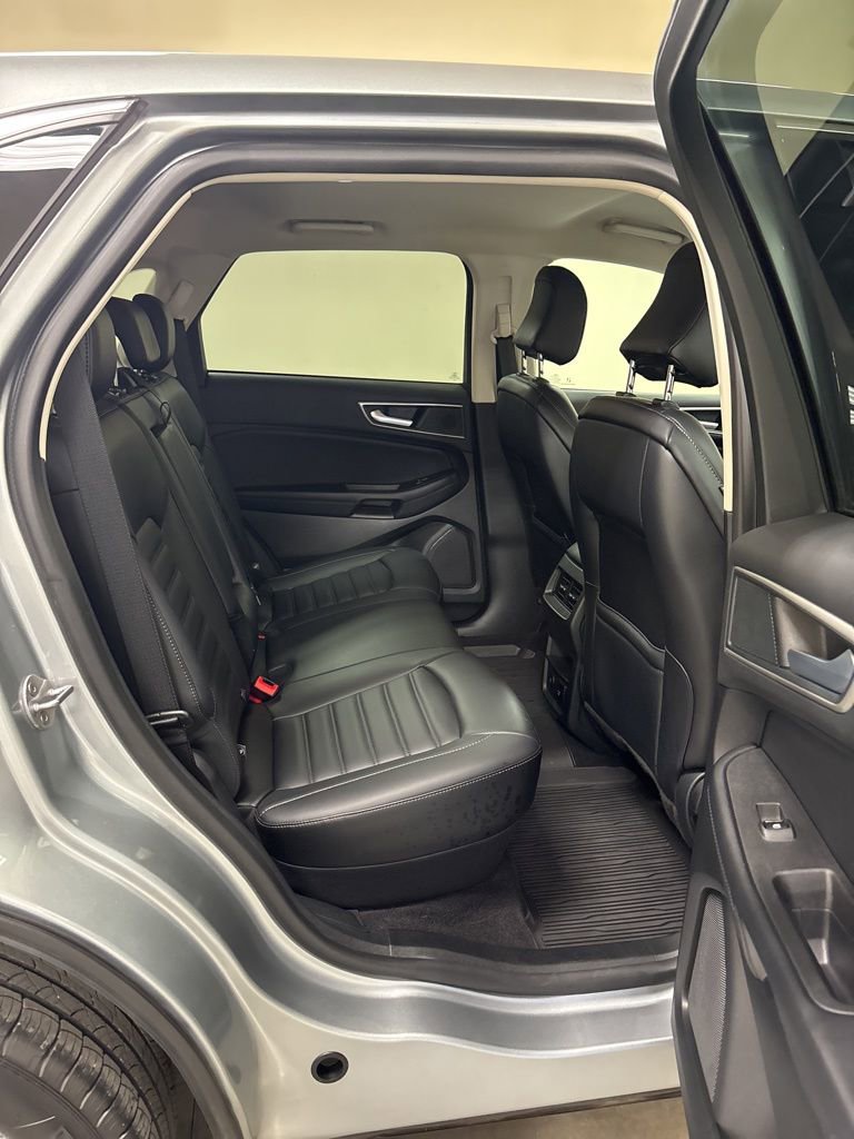 Used 2024 Ford Edge SEL w/ Convenience Package image 30