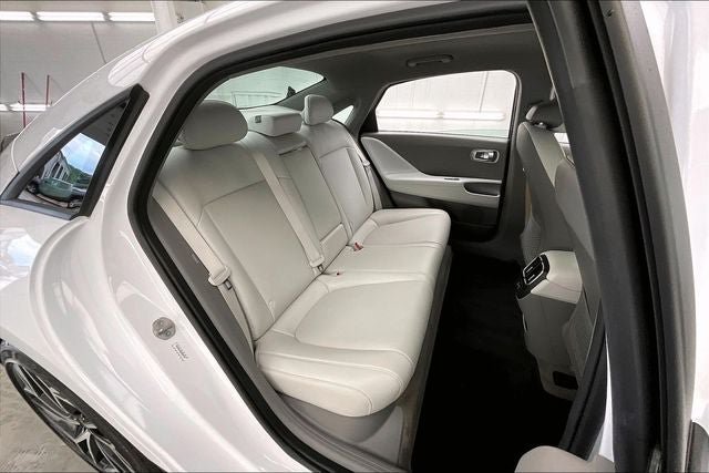 Certified 2024 Hyundai Ioniq 6 SEL AWD/4WD image 18