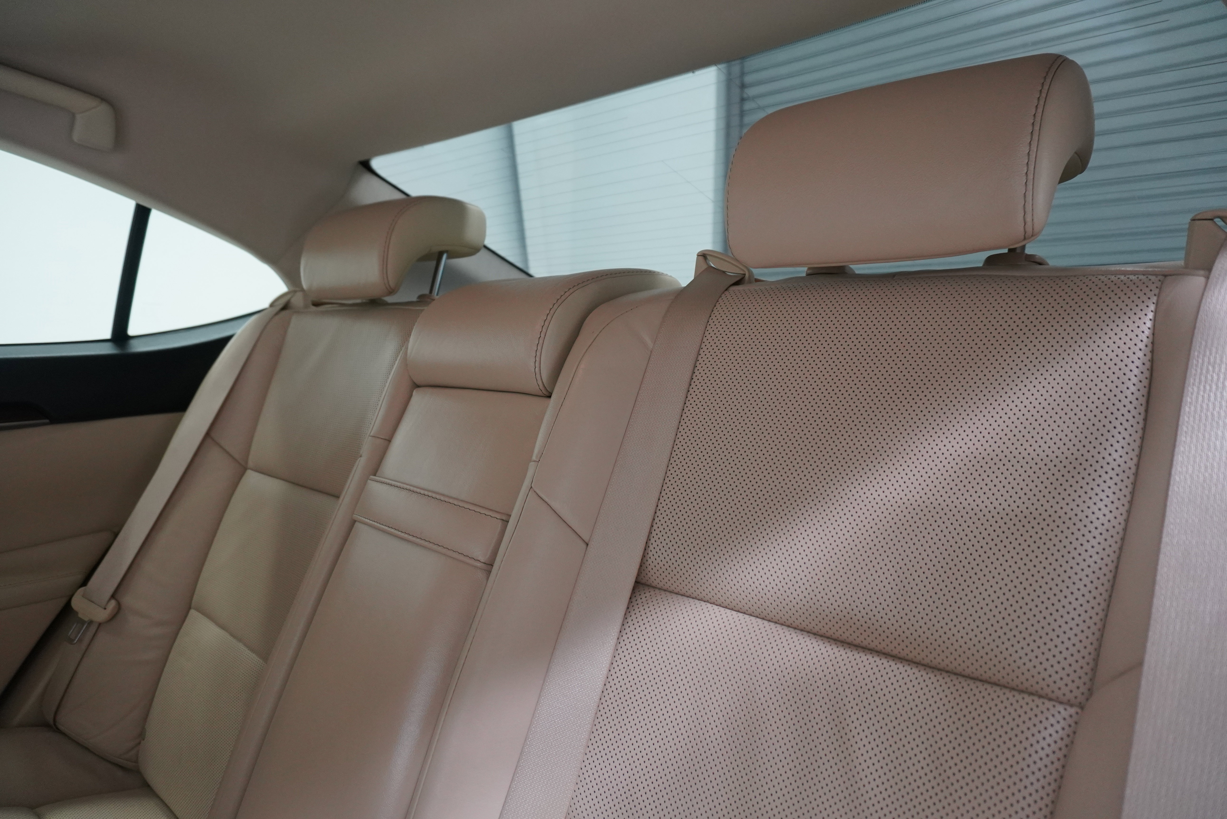 Used 2013 Lexus ES 350 w/ Luxury Pkg FWD image 11