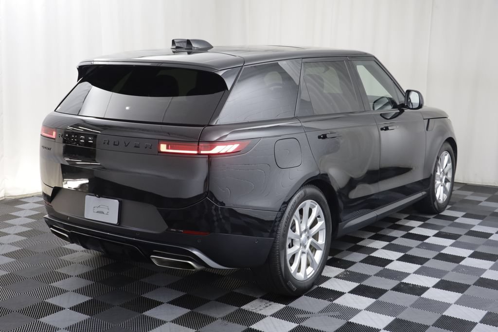 Used 2025 Land Rover Range Rover Sport SE AWD/4WD image 18