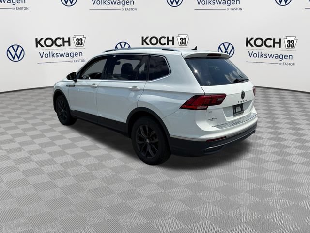 Used 2024 Volkswagen Tiguan SE AWD/4WD image 6