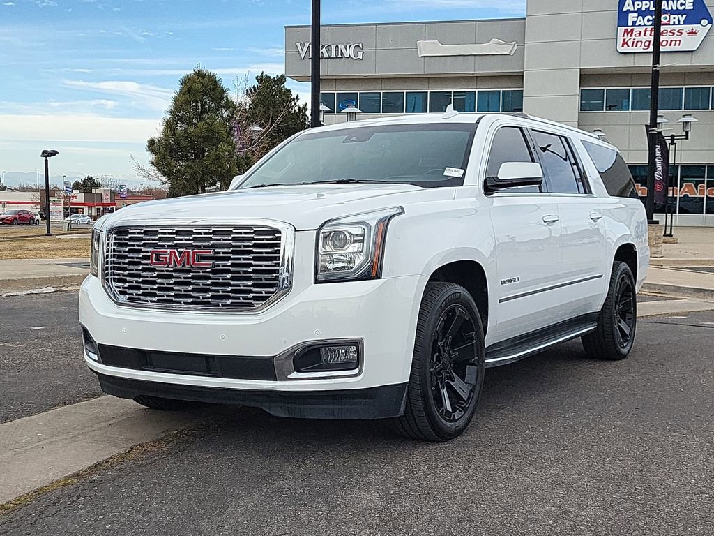 Used 2020 GMC Yukon XL Denali w/ Open Road Package image 8