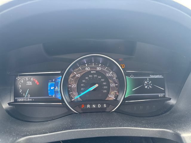Used 2018 Ford Explorer XLT w/ Equipment Group 202A AWD/4WD image 17