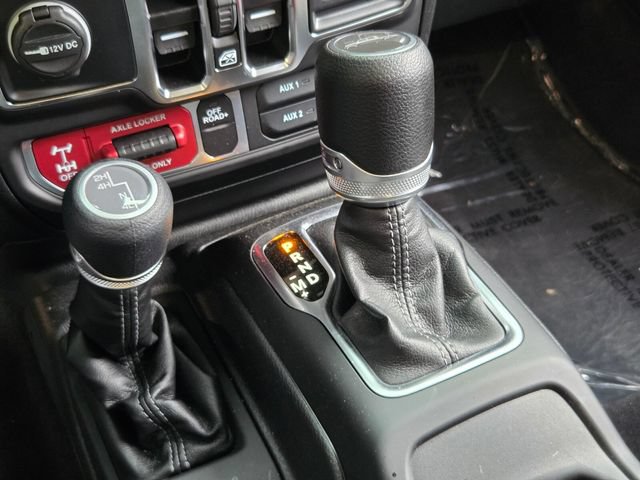 Used 2025 Jeep Gladiator Sport AWD/4WD image 18