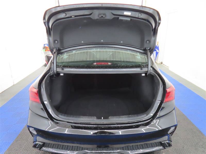 Used 2023 Kia Forte GT-Line FWD image 12
