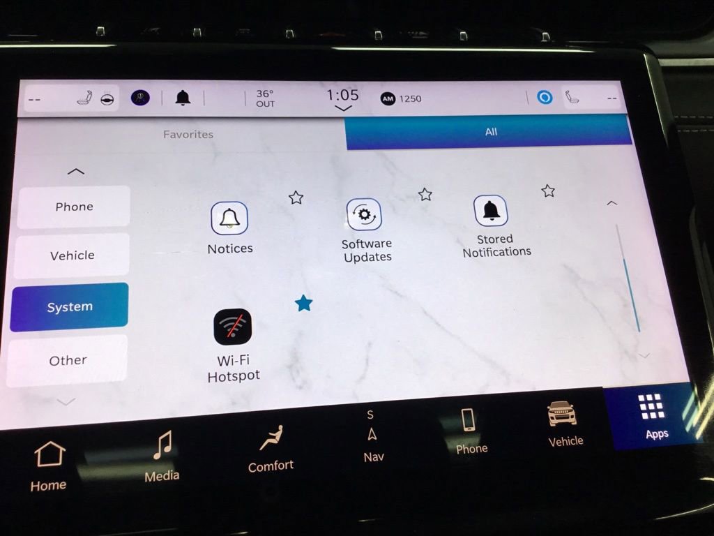 Used 2021 Jeep Grand Cherokee L Overland w/ Luxury Tech Group IV image 38