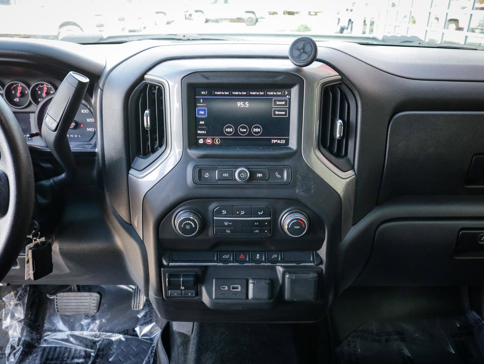 Used 2021 Chevrolet Silverado 2500 W/T w/ WT Fleet Convenience Package image 18