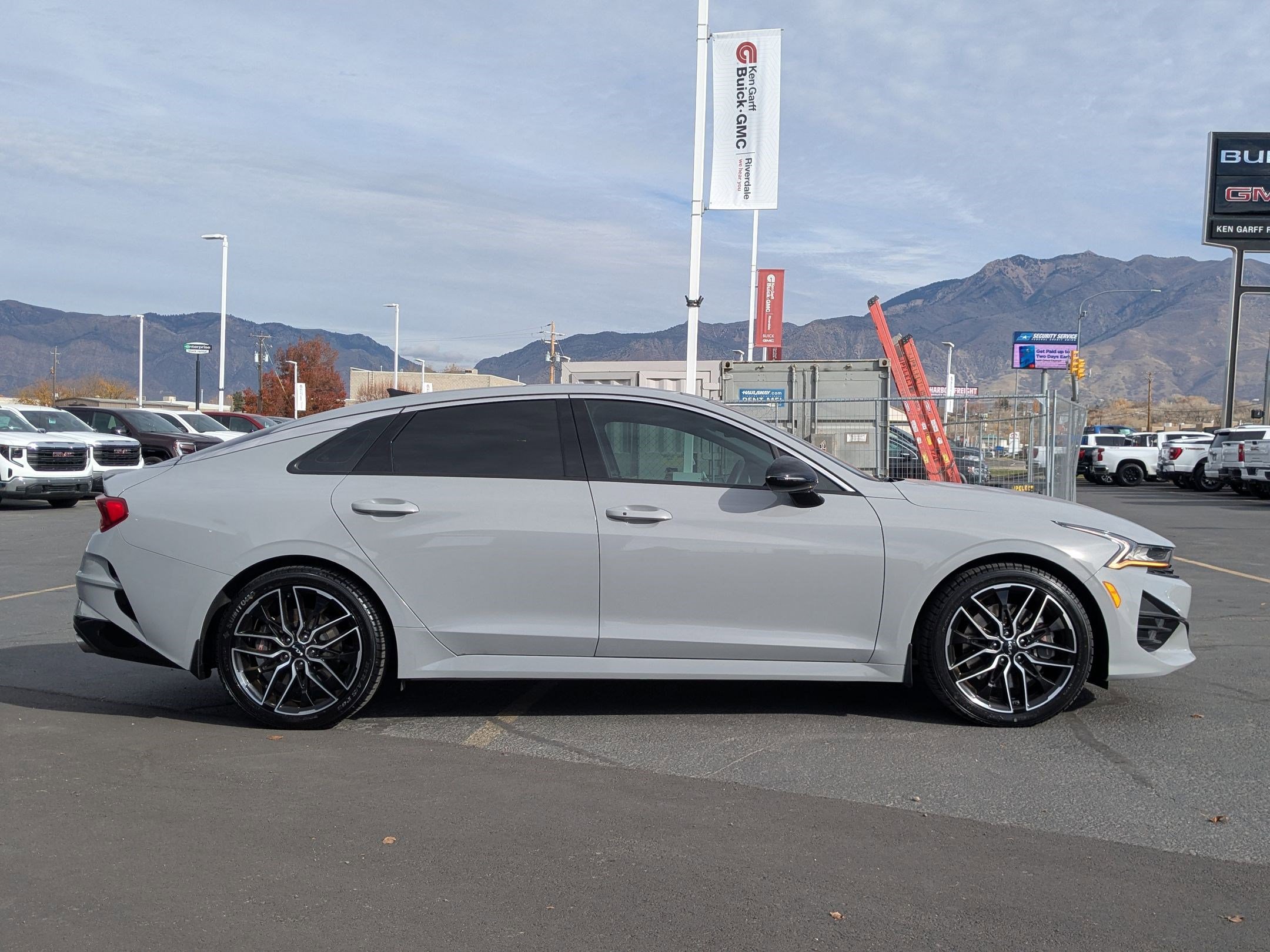 Used 2023 Kia K5 GT image 2