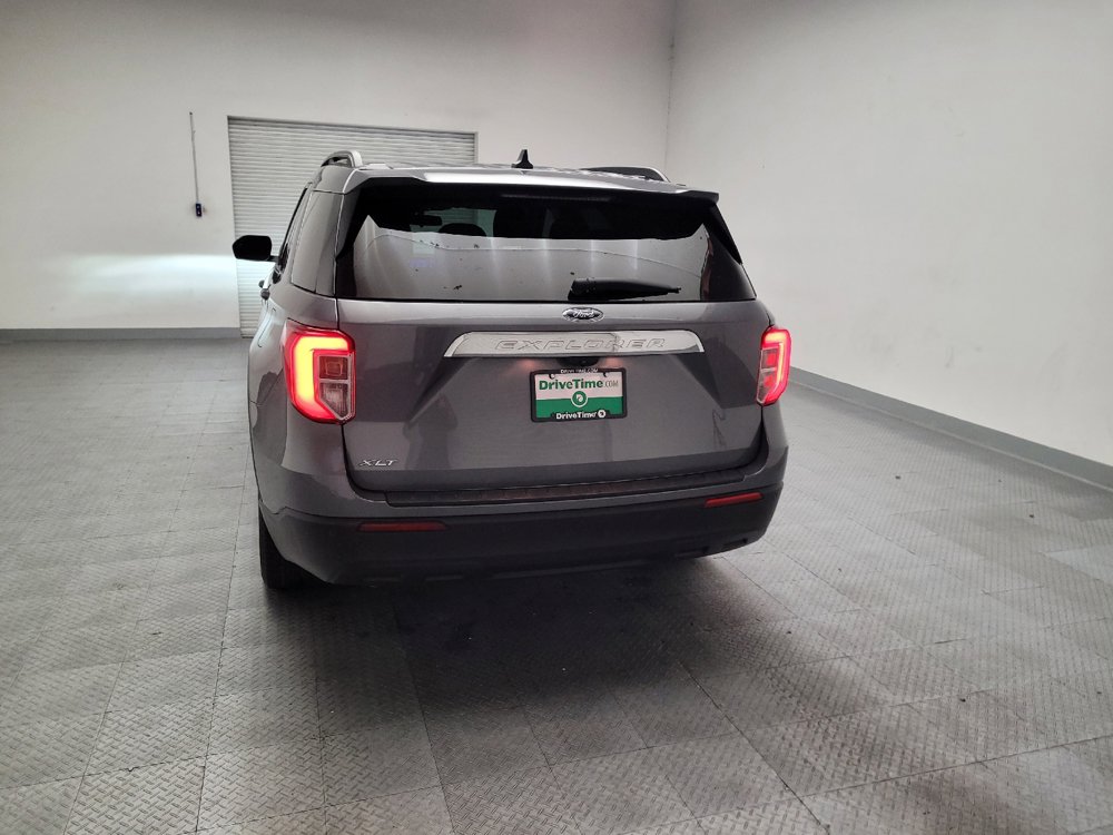 Used 2022 Ford Explorer XLT RWD image 6