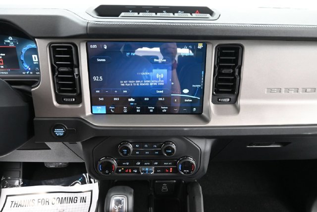 New 2026 Ford Bronco Outer Banks w/ Sasquatch Package AWD/4WD image 16