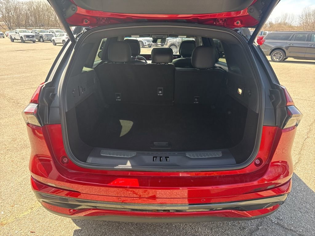 Used 2024 Lincoln Nautilus Reserve w/ Equipment Group 203A image 22