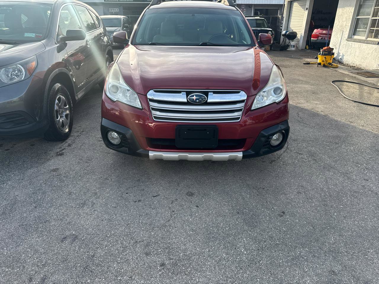 Used 2013 Subaru Outback 2.5i Limited AWD/4WD image 11