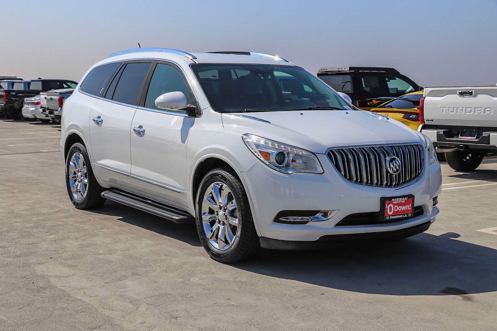 Used 2017 Buick Enclave Premium FWD image 3