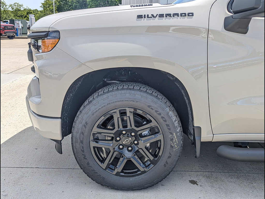 New 2026 Chevrolet Silverado 1500 Custom w/ Turbomax Blackout Package AWD/4WD image 11