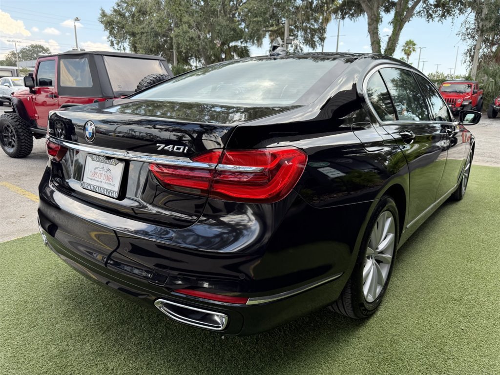 Used 2019 BMW 740i xDrive image 6