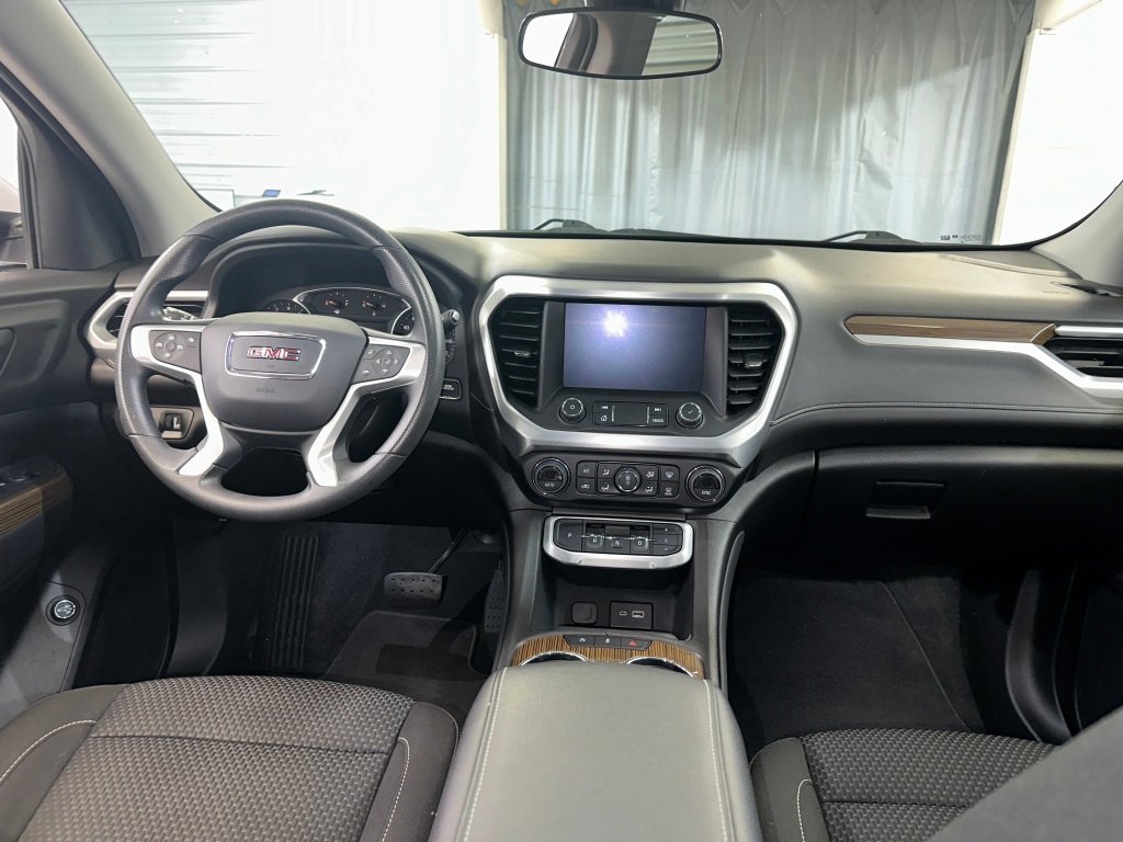 Certified 2023 GMC Acadia SLE w/ Driver Convenience Package image 31