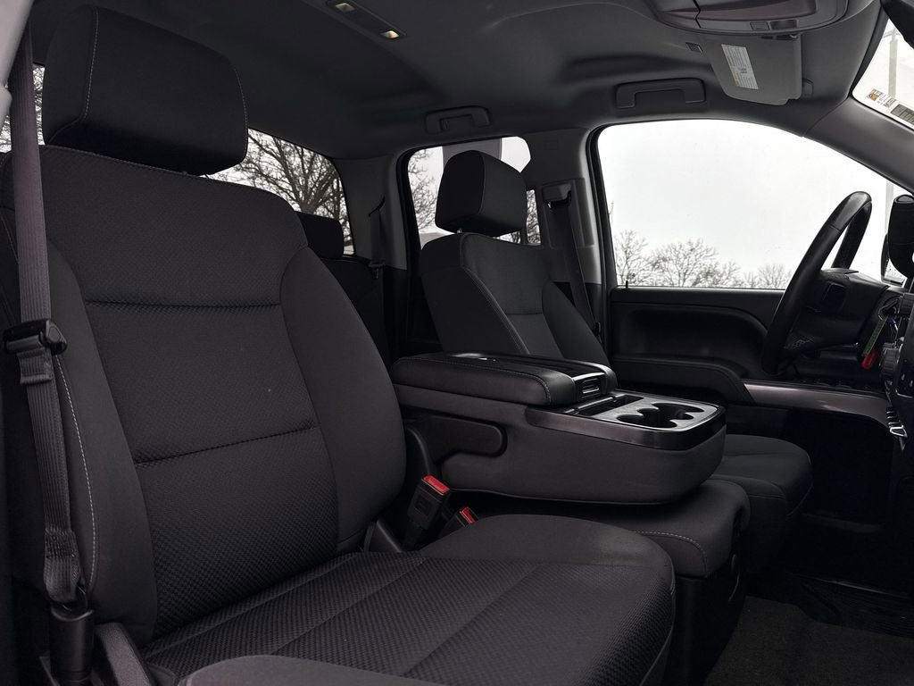 Used 2017 Chevrolet Silverado 1500 LT w/ Midnight Edition image 25