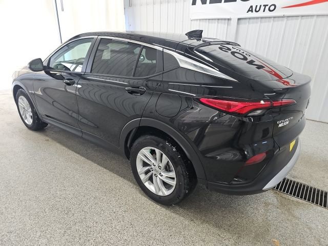 Used 2024 Buick Envista Preferred w/ Convenience I Package image 9