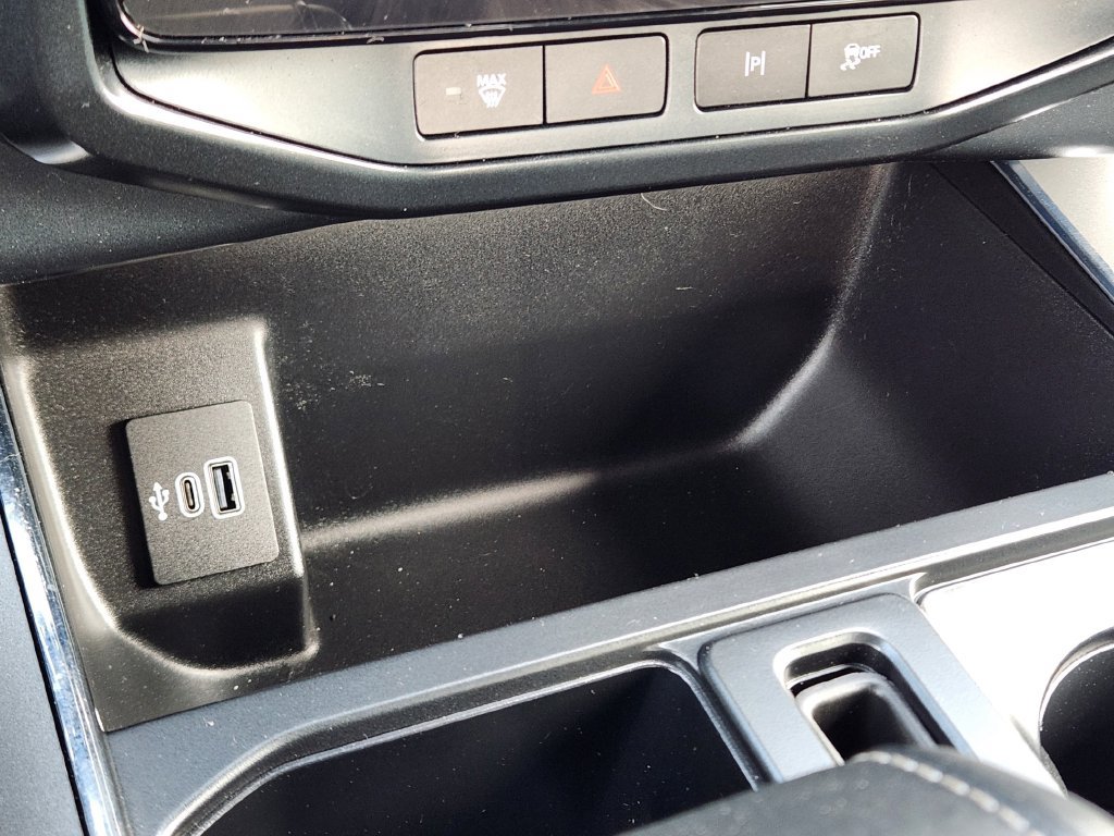 Used 2025 Ford F150 Lightning Flash AWD/4WD image 25