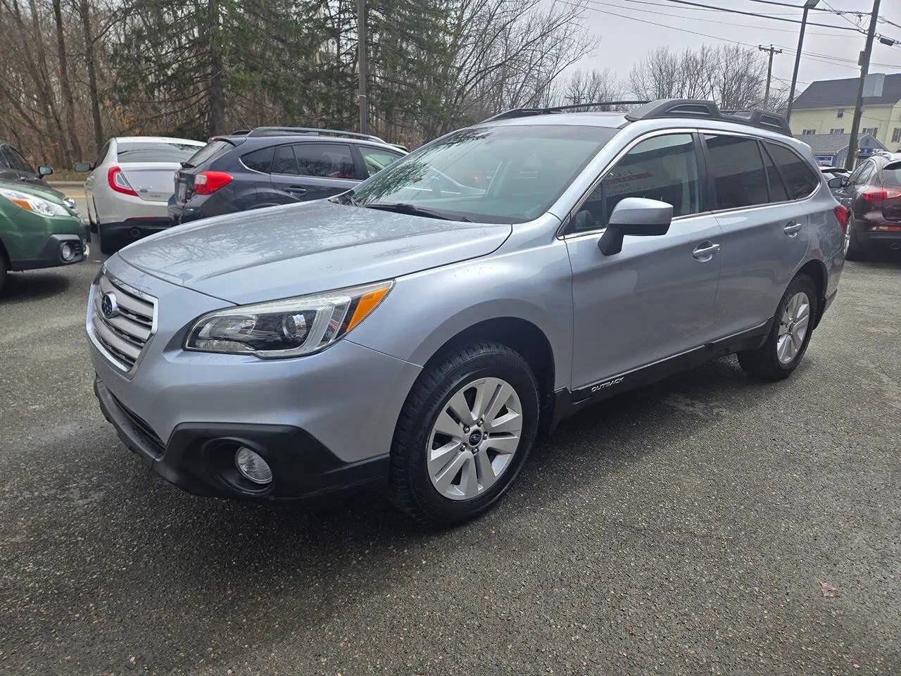 Used 2015 Subaru Outback 2.5i Premium AWD/4WD image 16