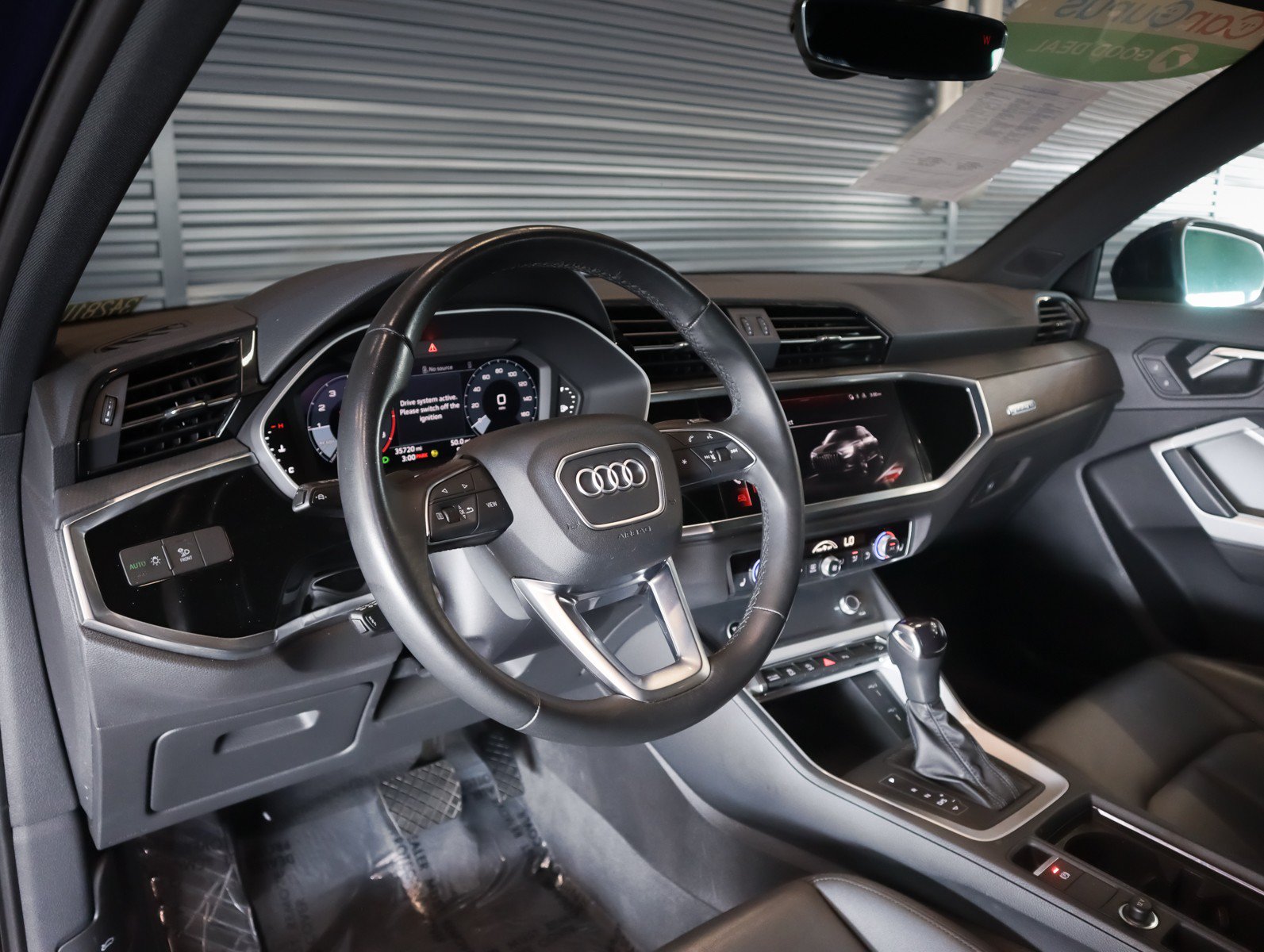 Used 2023 Audi Q3 2.0T Premium w/ Convenience Package AWD/4WD image 16