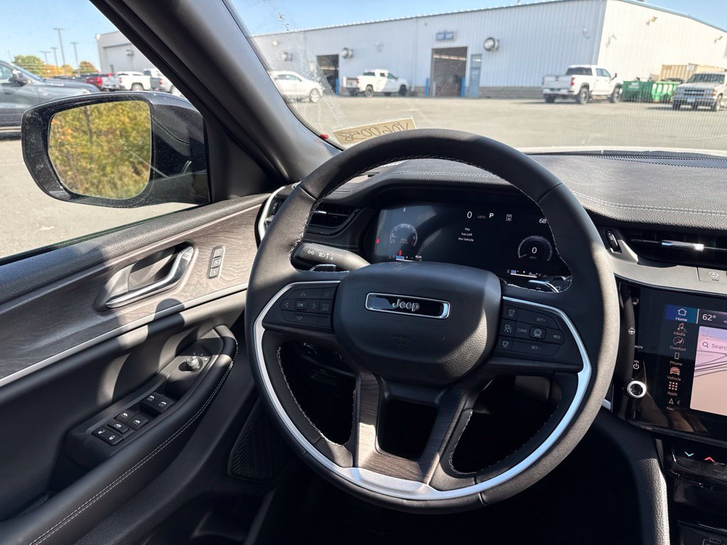 New 2027 Jeep Grand Cherokee L Limited AWD/4WD image 17