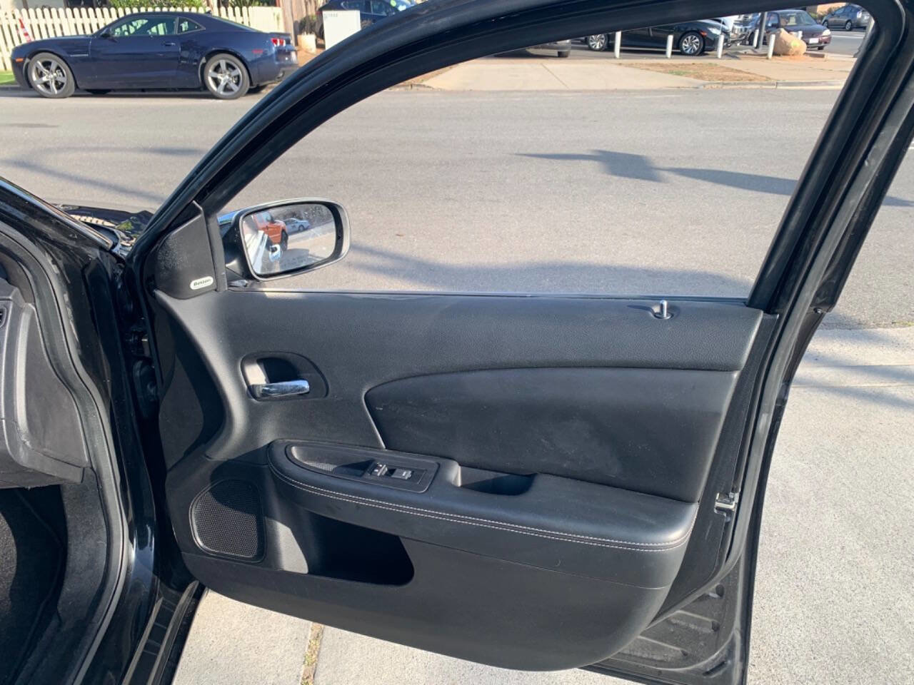 Used 2012 Chrysler 200 Limited FWD image 10