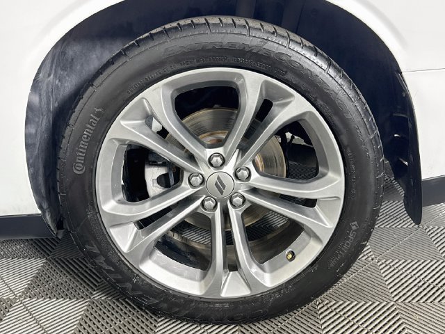 Used 2020 Dodge Challenger R/T RWD image 30
