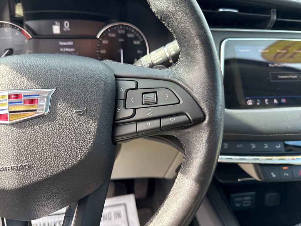 Used 2019 Cadillac XT4 Luxury w/ Cold Weather Package image 28