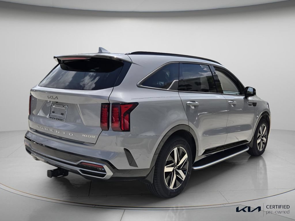 Used 2022 Kia Sorento EX w/ Panoramic Sunroof Package FWD image 7
