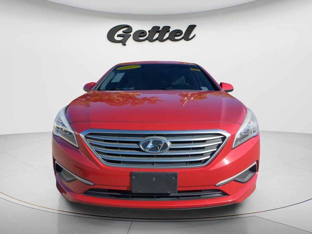 Used 2017 Hyundai Sonata SEL Sport FWD image 2