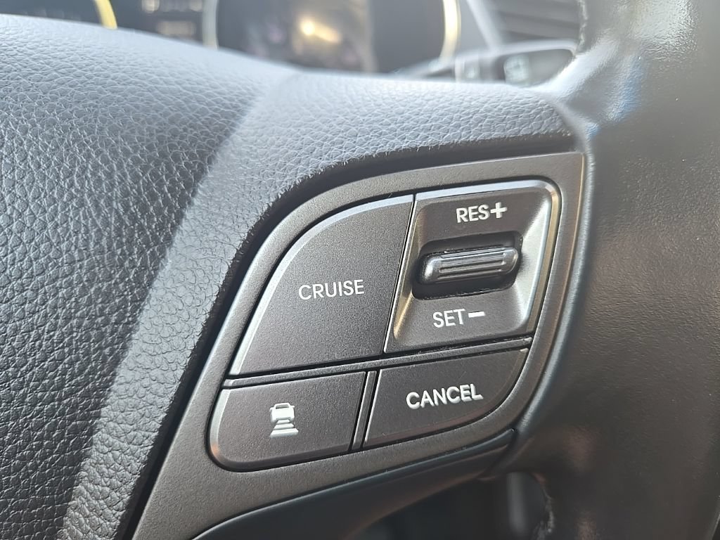 Used 2018 Hyundai Santa Fe Limited AWD/4WD image 44