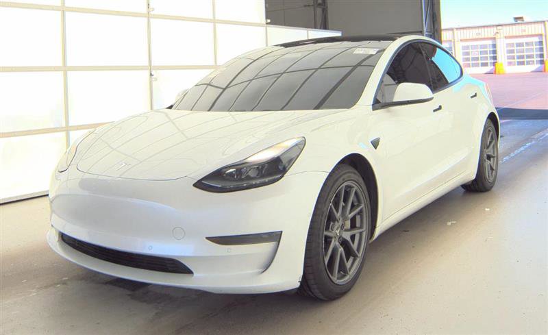 Used 2021 Tesla Model 3 Standard Range Plus RWD image 3
