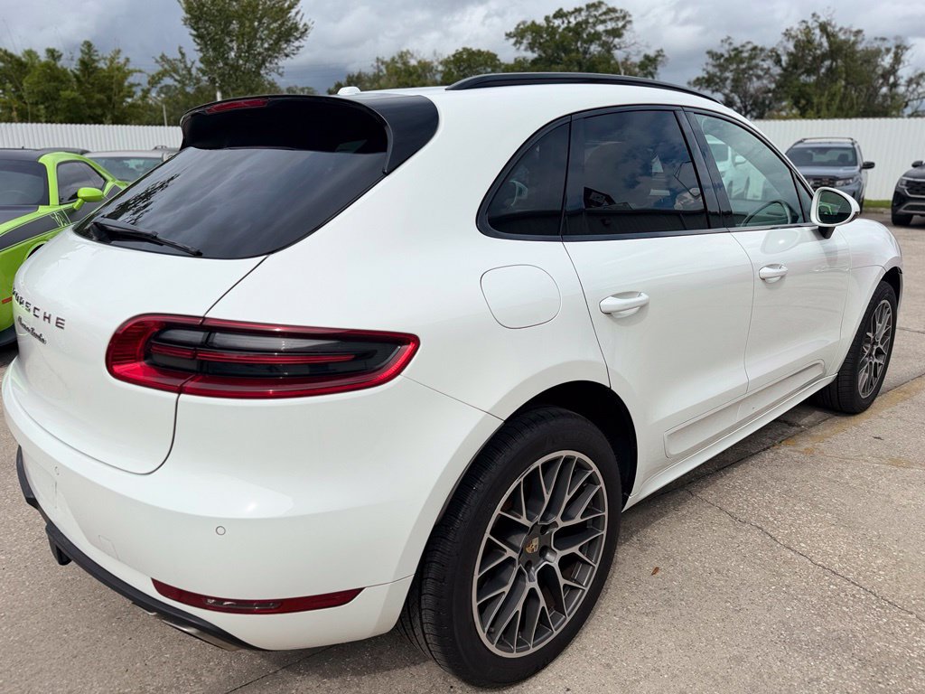Used 2015 Porsche Macan Turbo AWD/4WD image 6