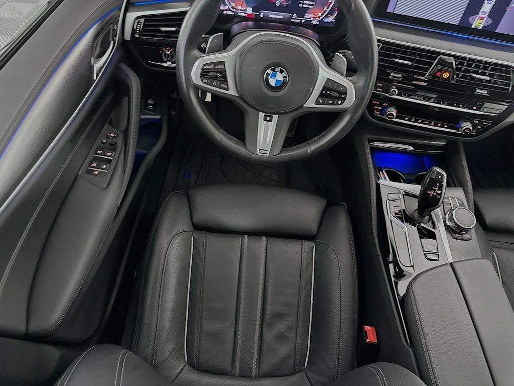 Used 2023 BMW M550i xDrive w/ Shadowloine Package AWD/4WD image 31