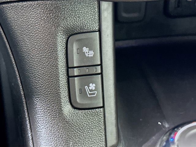 Certified 2019 GMC Acadia Denali w/ Technology Package image 21