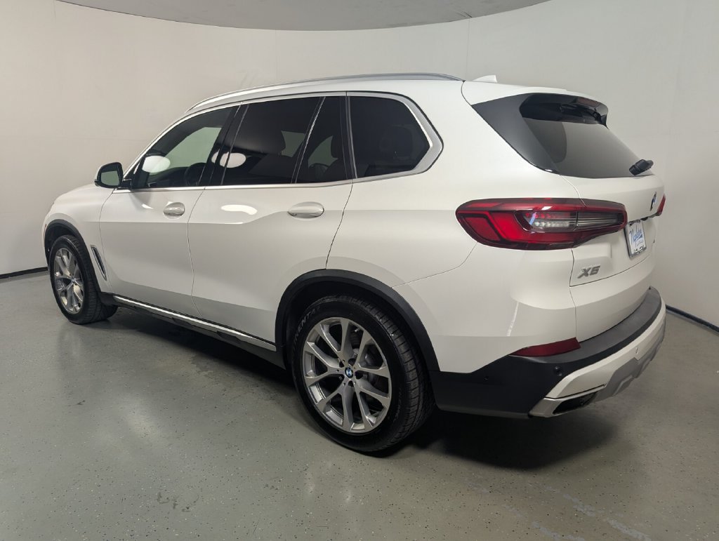Used 2019 BMW X5 xDrive40i w/ Executive Package AWD/4WD image 5
