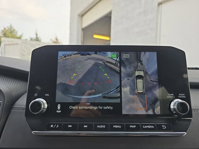 Used 2024 Mitsubishi Outlander SE image 9