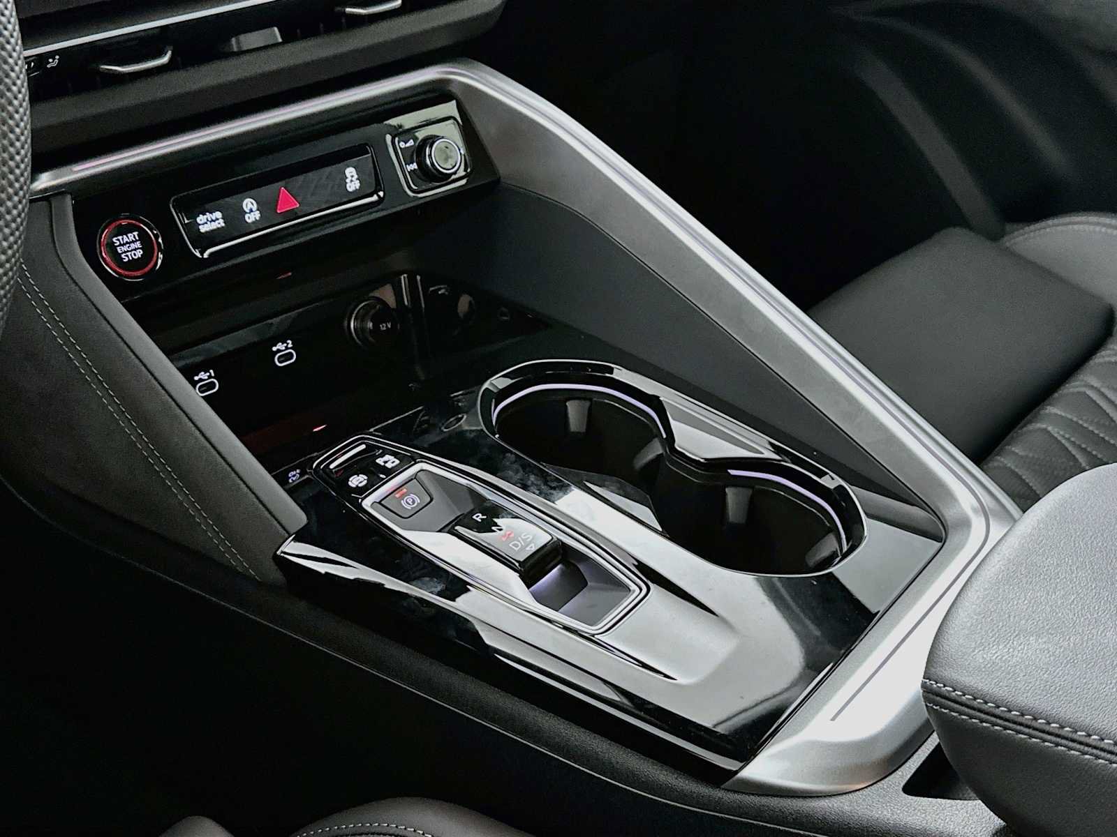 New 2026 Audi SQ5 Prestige AWD/4WD image 15
