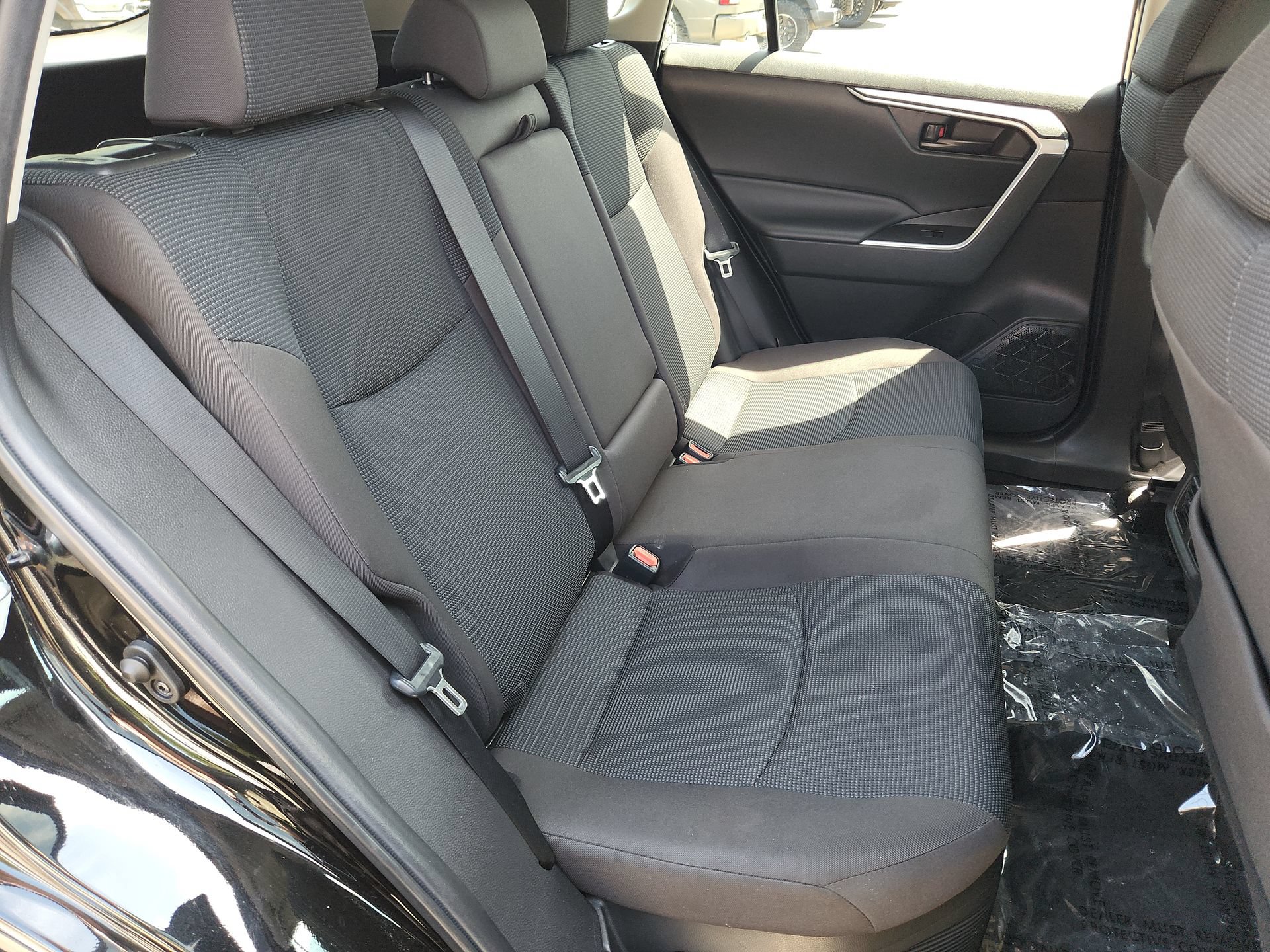 Used 2023 Toyota RAV4 LE AWD/4WD image 27