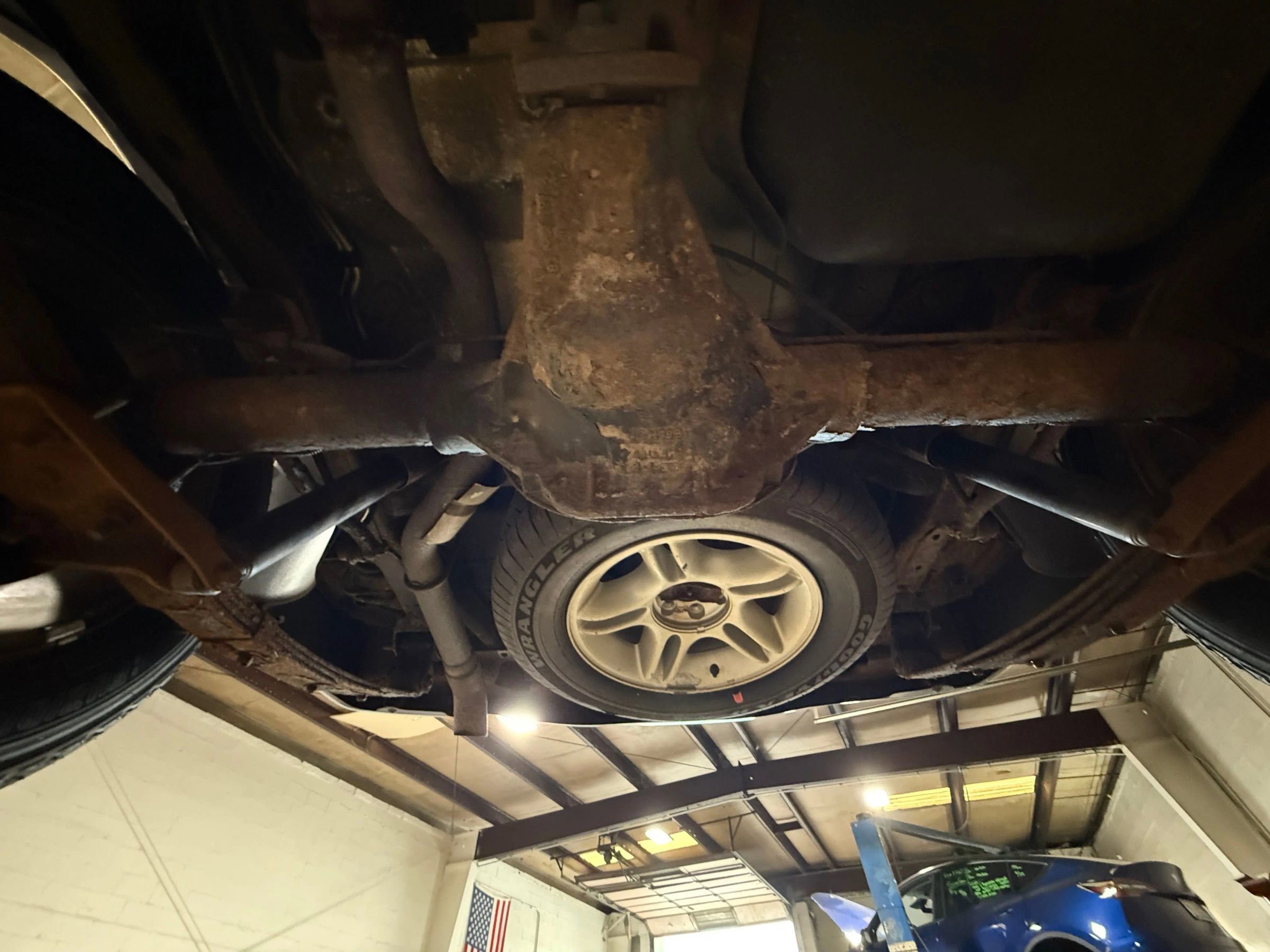 Used 2001 Dodge Durango R/T image 70