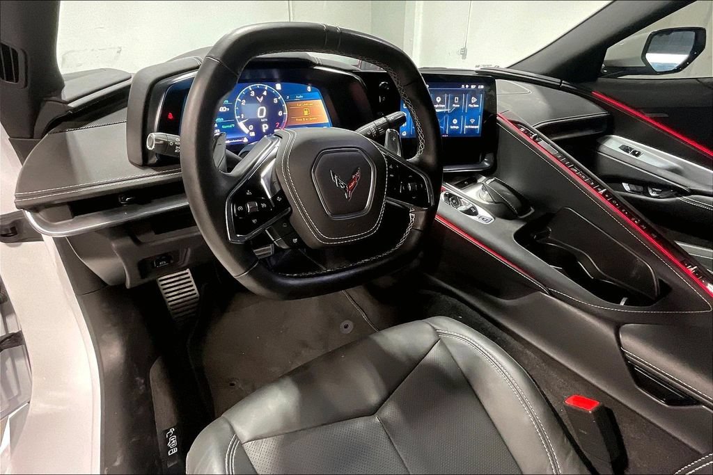 Used 2025 Chevrolet Corvette Stingray Coupe w/ 1LT RWD image 6