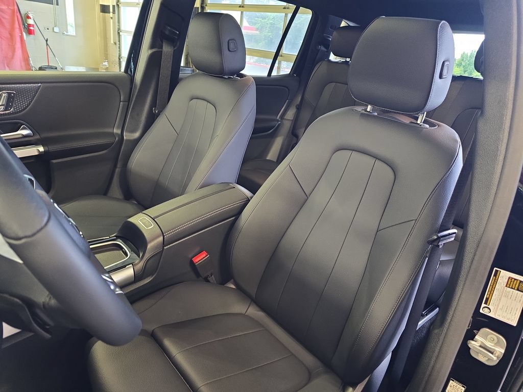 Used 2026 Mercedes-Benz GLB 250 image 18