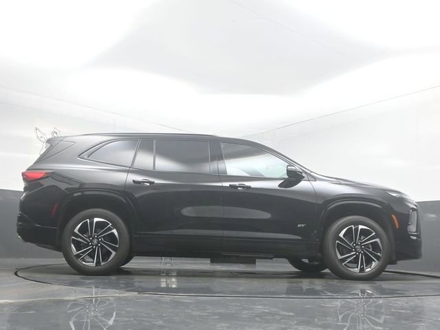 Used 2025 Buick Enclave Sport Touring FWD image 57