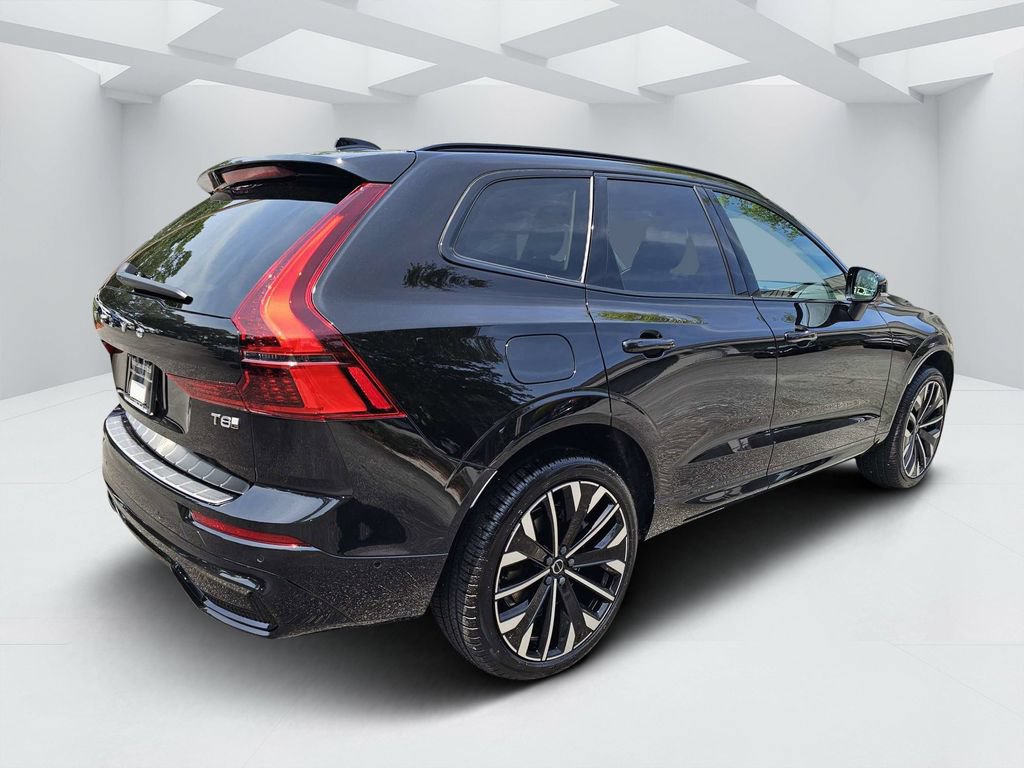 New 2026 Volvo XC60 T8 Ultra w/ Protection Package Premier AWD/4WD image 3